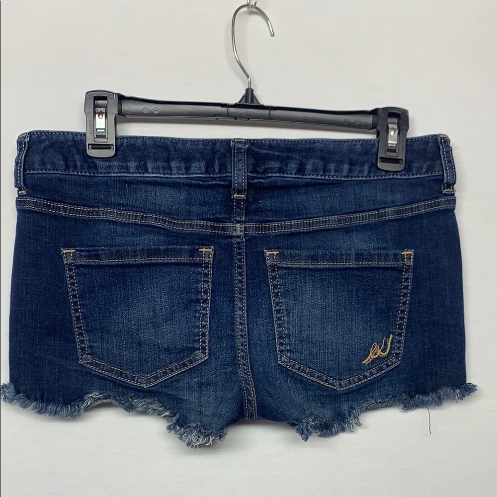 Express Jeans Women's Denim Shorts - Picture 6 of 6